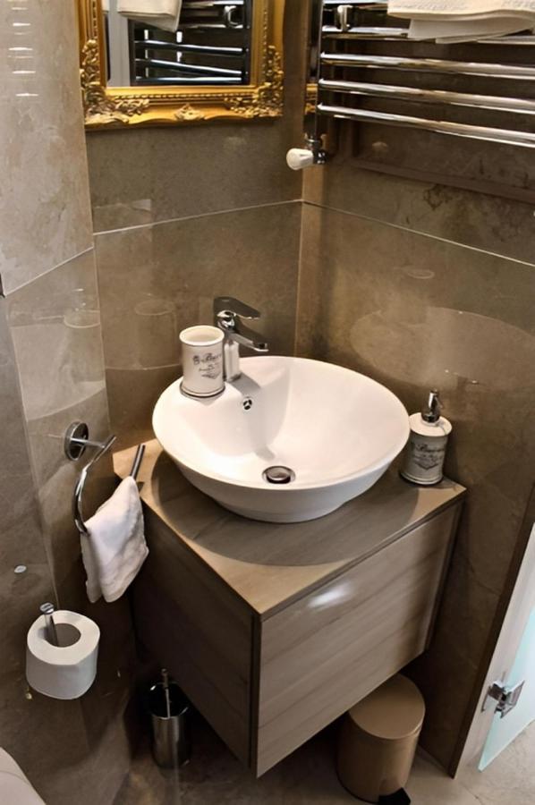 Crown Apartman Beograd Ngoại thất bức ảnh